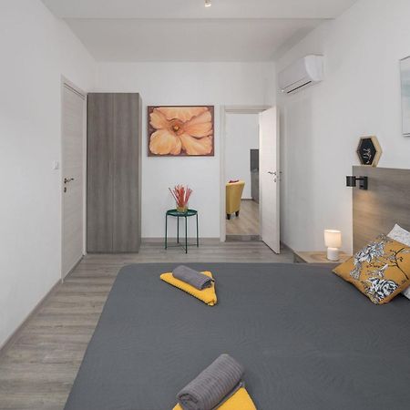 Valla Studio Apartments With Free Bikes Fažana Exterior foto
