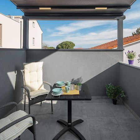 Valla Studio Apartments With Free Bikes Fažana Exterior foto