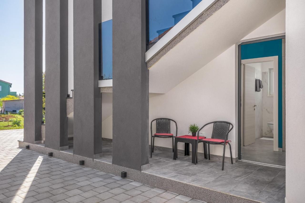 Valla Studio Apartments With Free Bikes Fažana Exterior foto