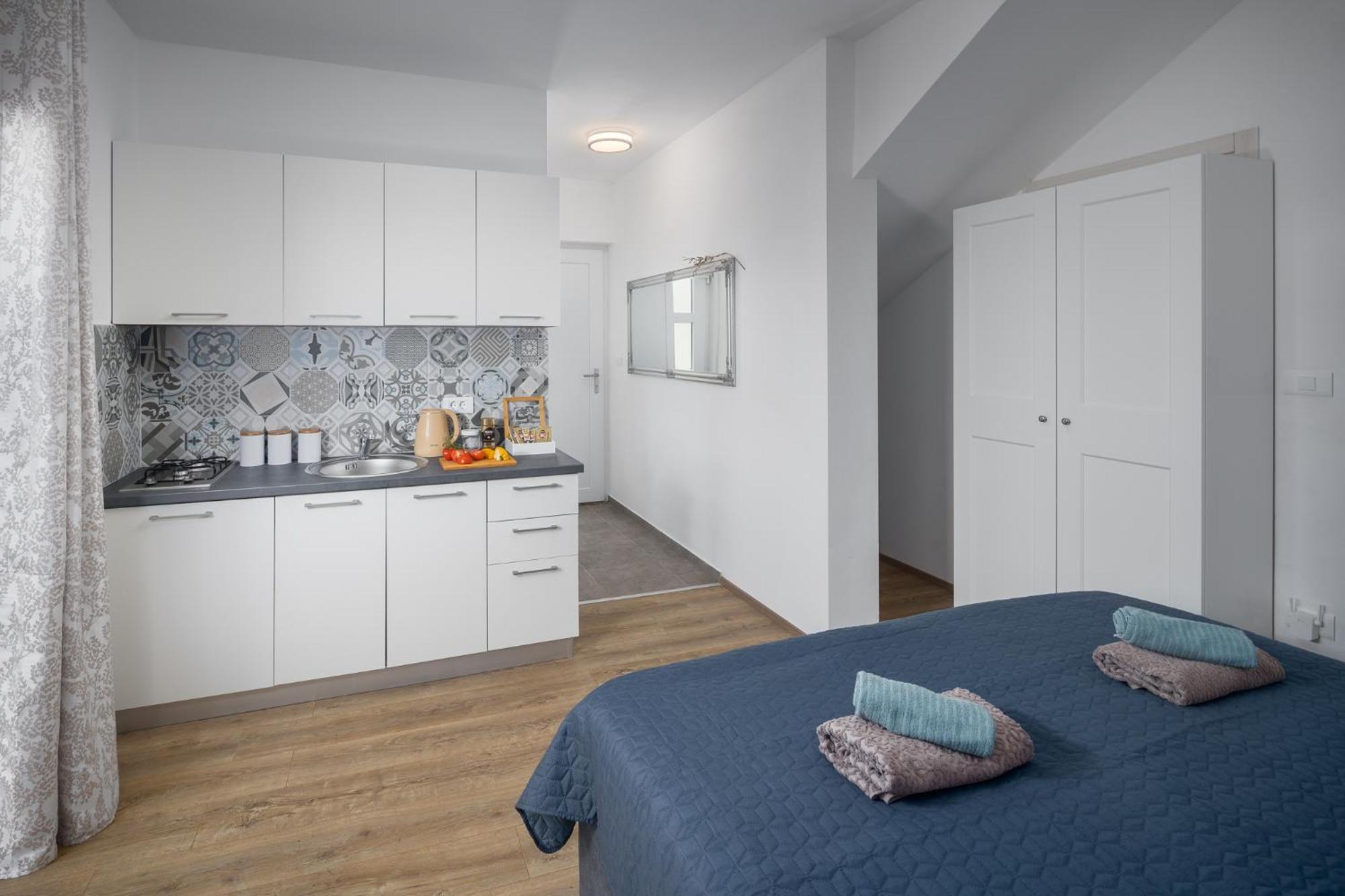 Valla Studio Apartments With Free Bikes Fažana Exterior foto