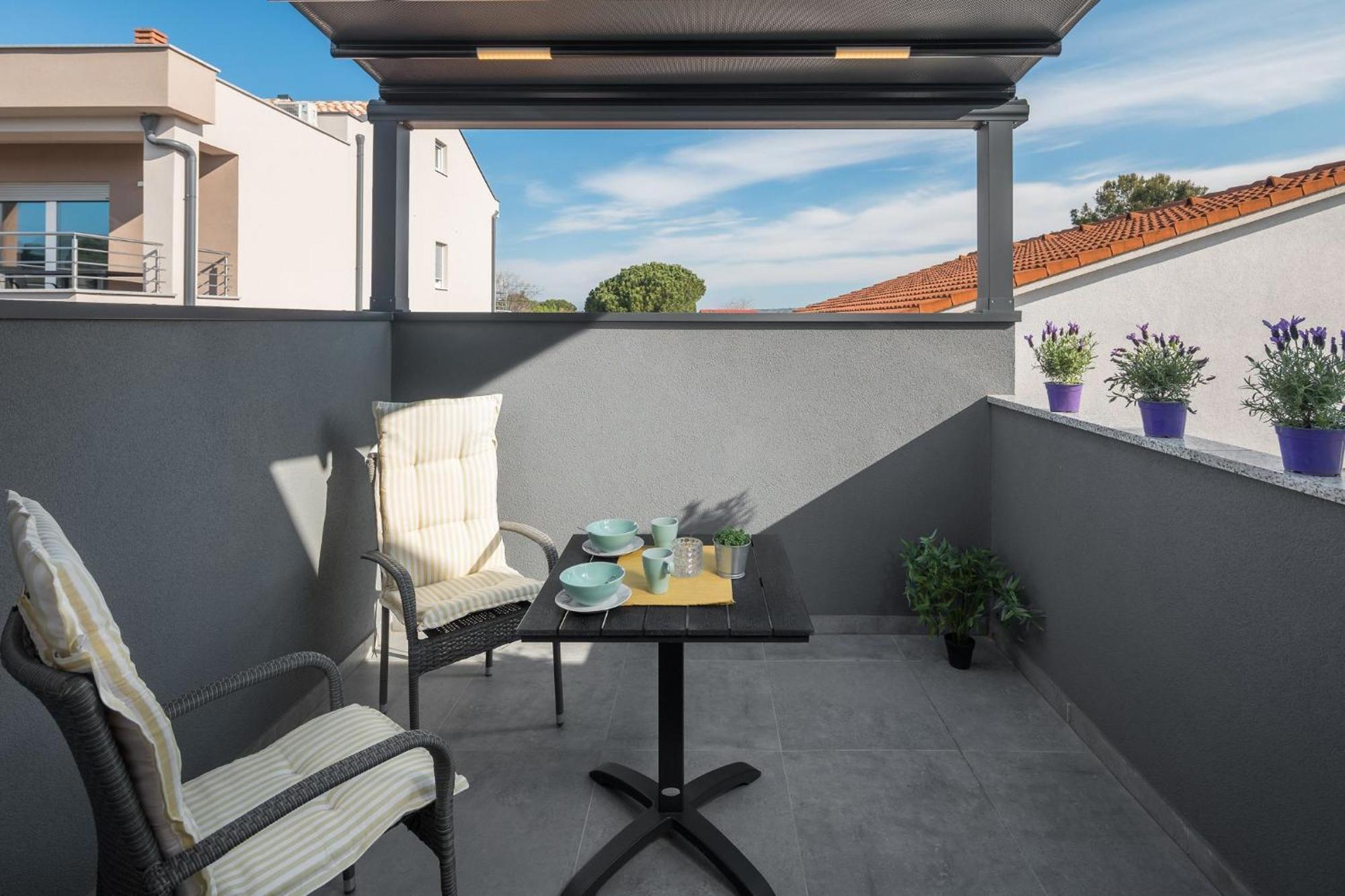Valla Studio Apartments With Free Bikes Fažana Exterior foto